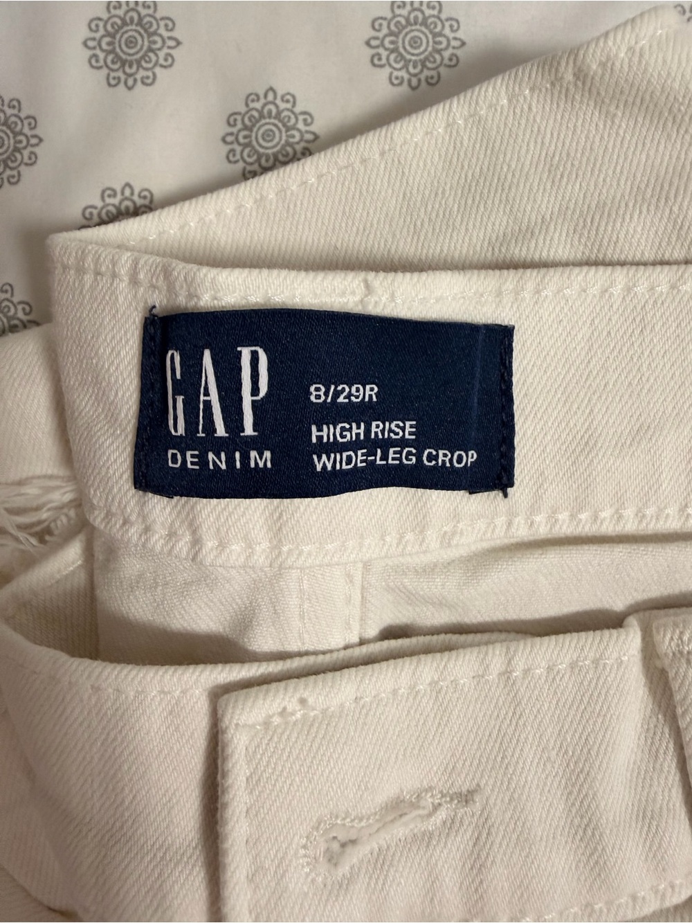 GAP White High-Rise Wide-Leg Crop Cargo Pants